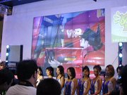 VRを楽しむマイケル